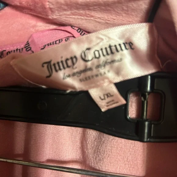Juicy Couture Soft Pink Lounge Robe - Picture 2 of 4